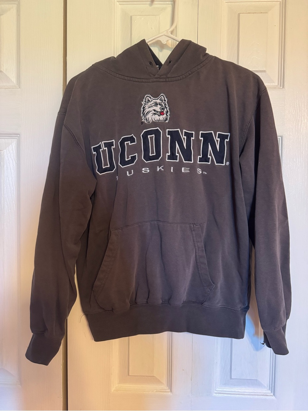 Stadium Athletics UCONN Huskies Hoodie - Charcoal Gray